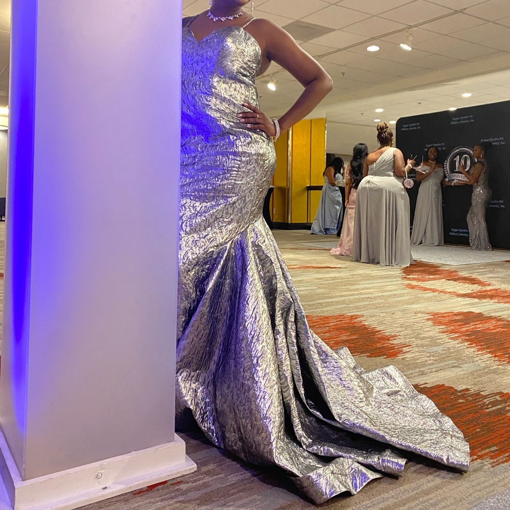 Mac Duggal 55025 Metallic Mermaid Evening Gown